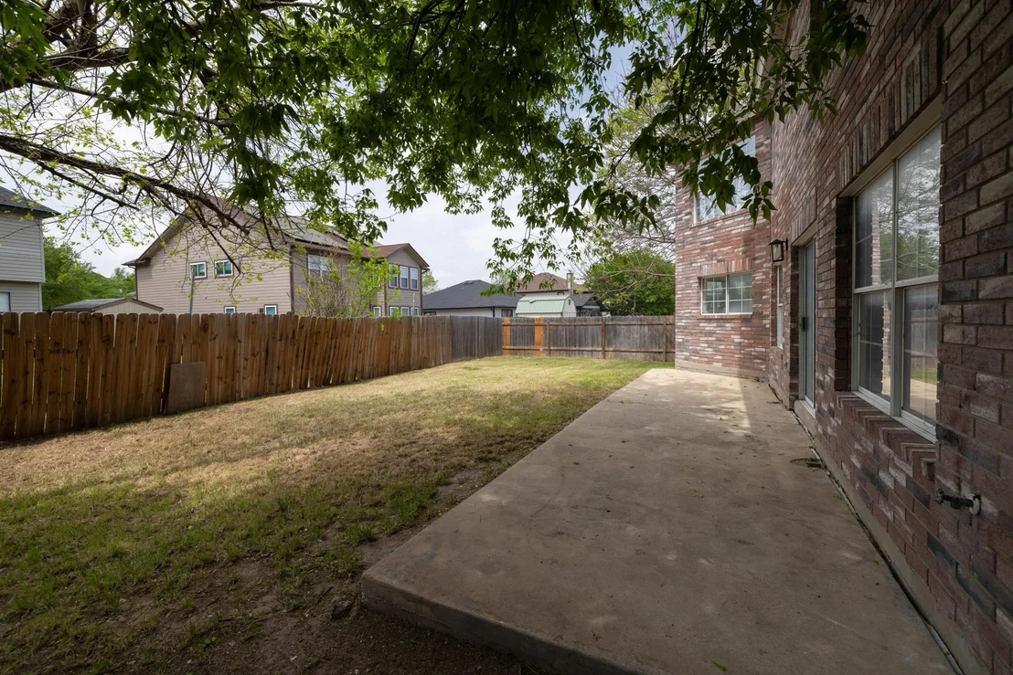 Photo of 1181 Forest Bluff TRL