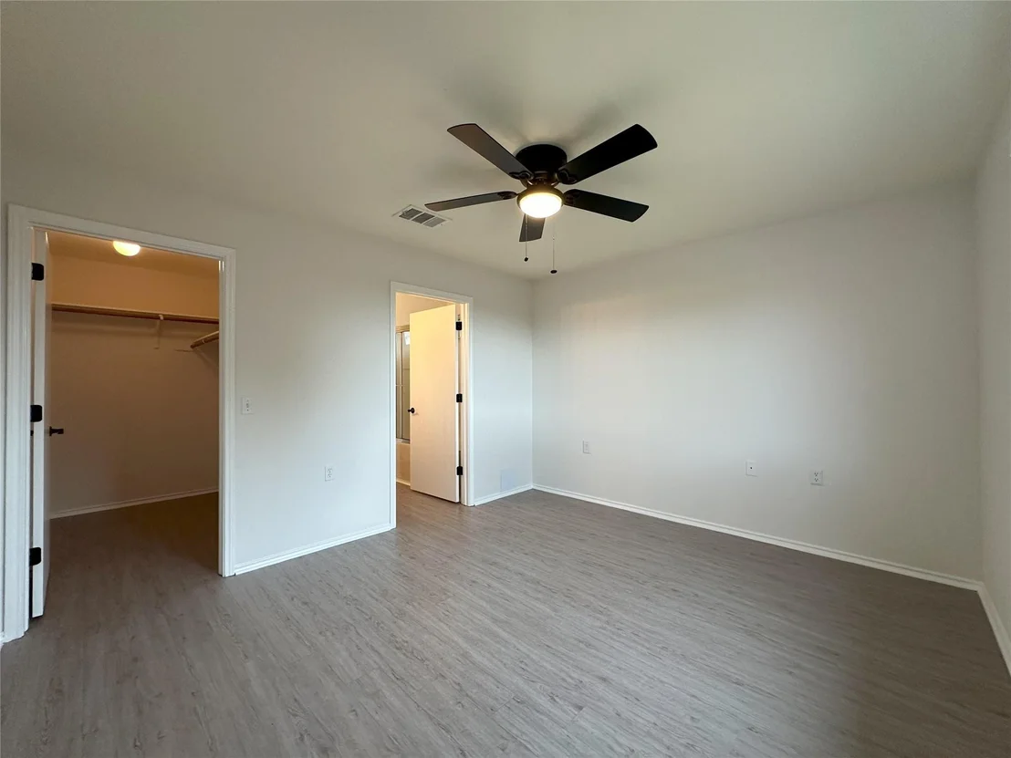 Photo of 5221 Krueger LN