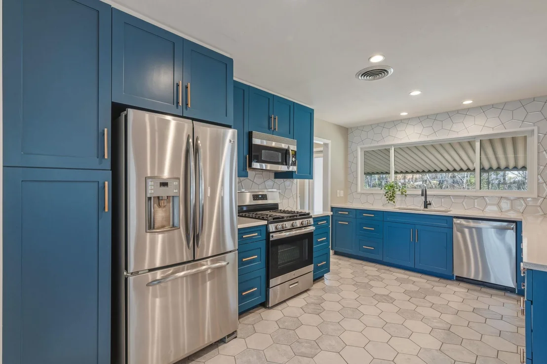 Photo of 2415 Little John LN