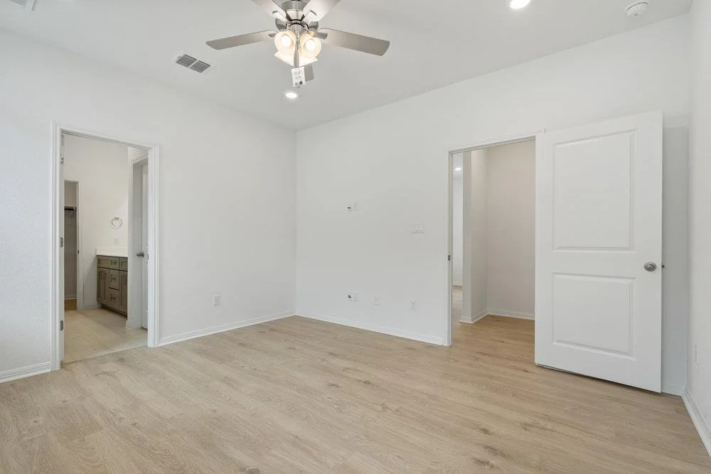 Photo of 140 Tenny LN