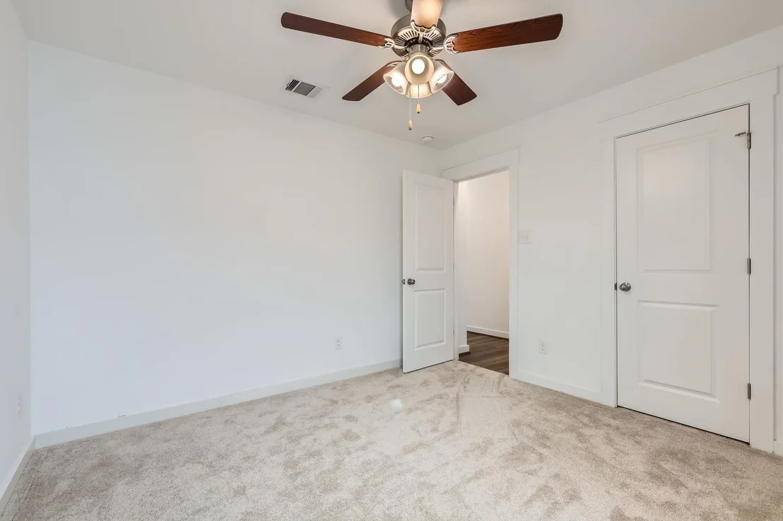 Photo of 148 Earl Keen ST