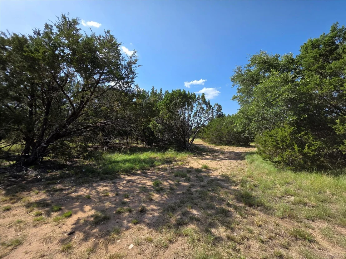 Photo of 237 Oak Glen LN