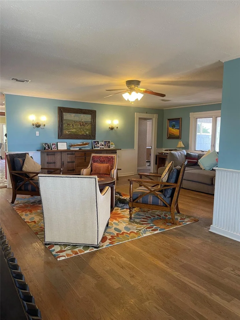 Photo of 138 Suzann LN