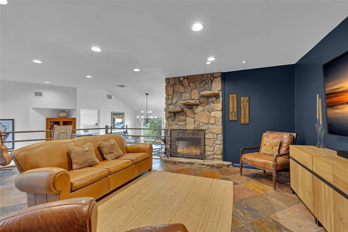 Photo of 100 Derby DR