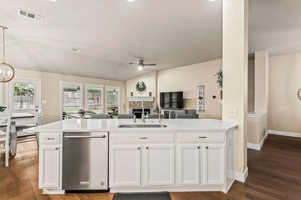 Photo of 4221 N Summercrest LOOP