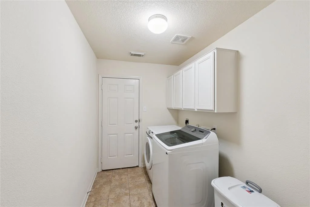 Photo of 424 N Crawford LN N