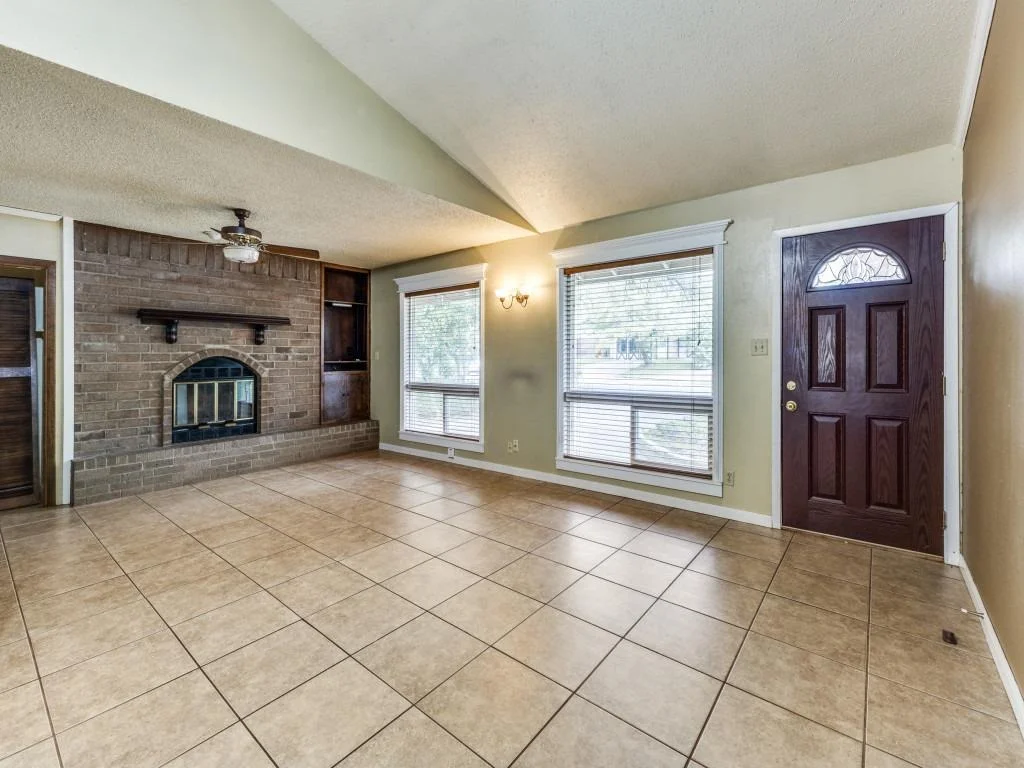 Photo of 817 Glen Oak DR