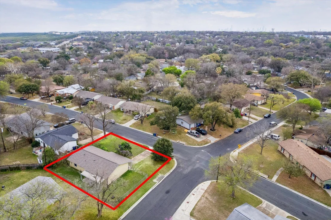 Photo of 6811 Wake Forest LN