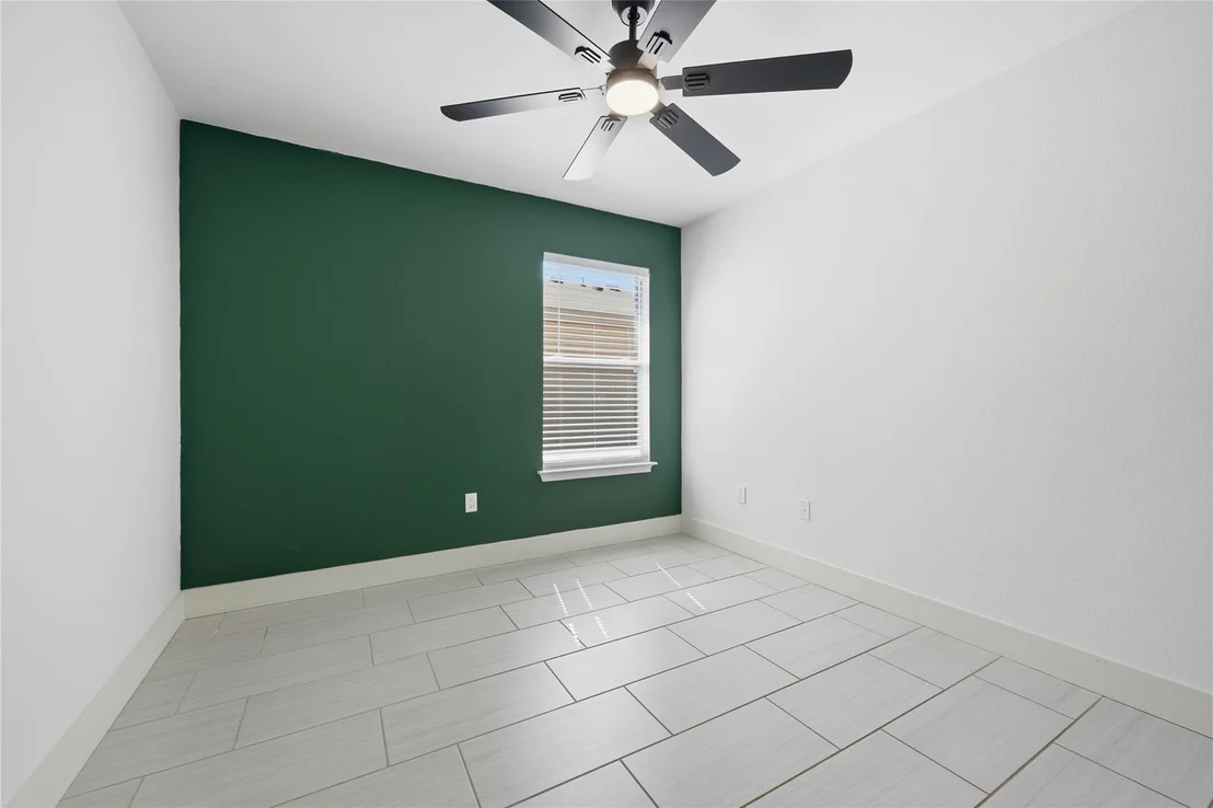 Photo of 12800 Sky Harbor DR