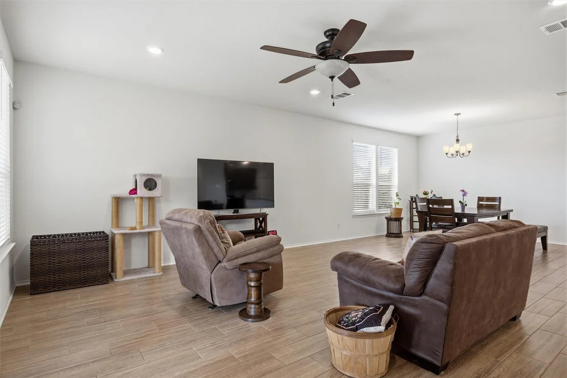 Photo of 16616 Brogan LN