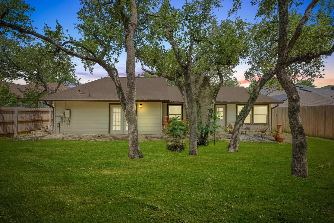 Photo of 9203 Amanda DR