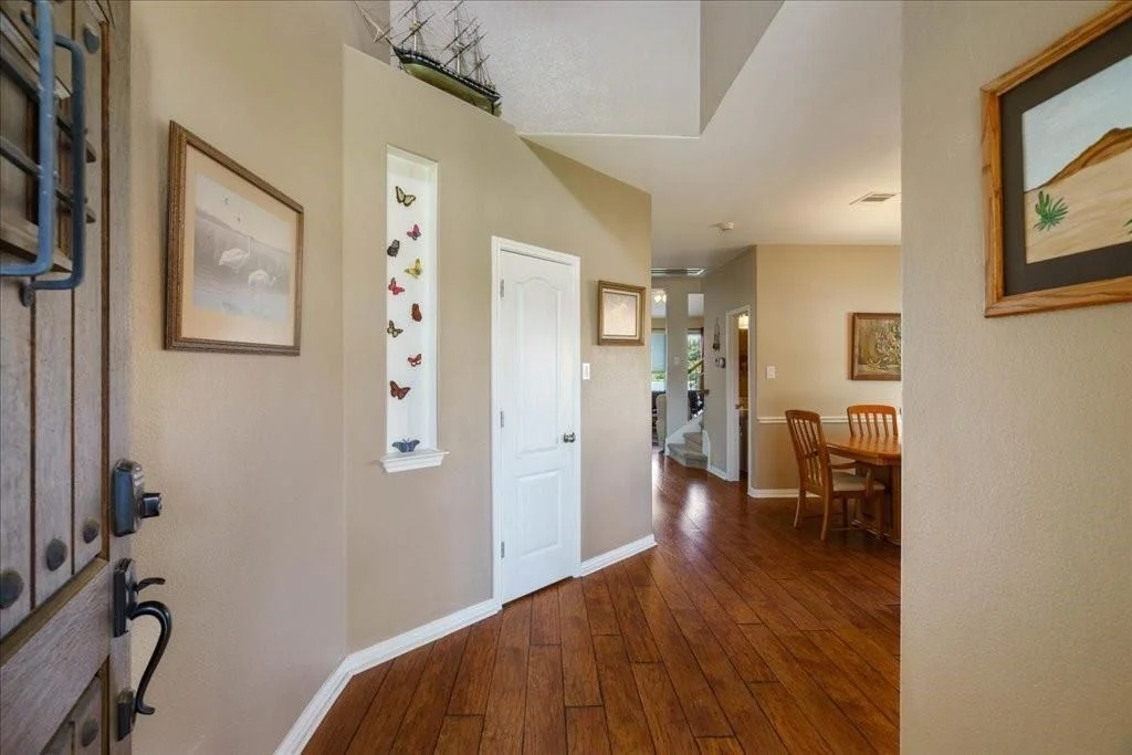 Photo of 324 Bloomsbury DR