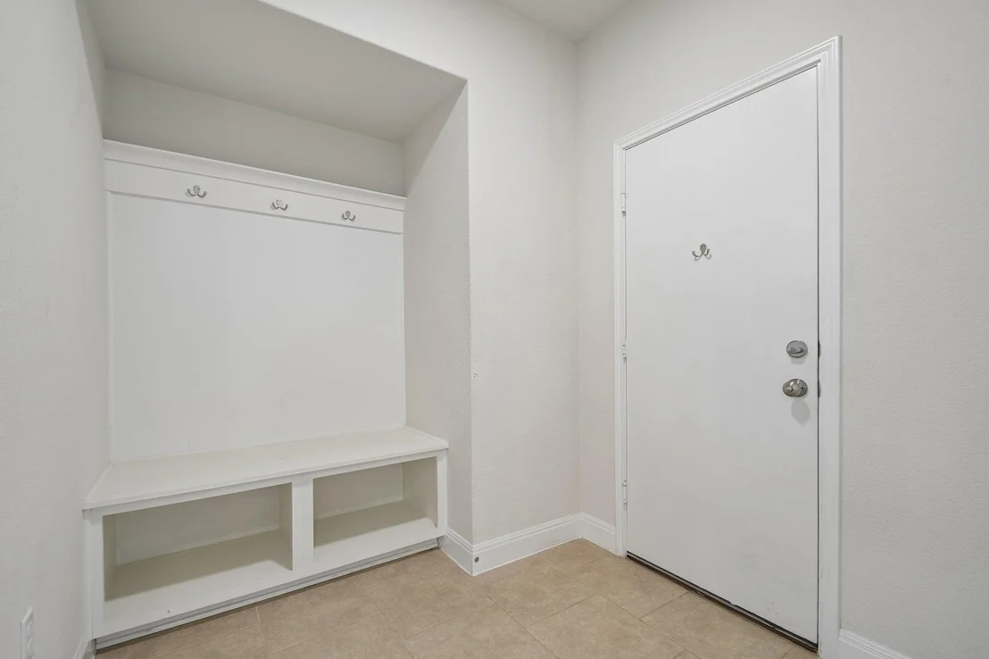 Photo of 10411 Turnbull LOOP
