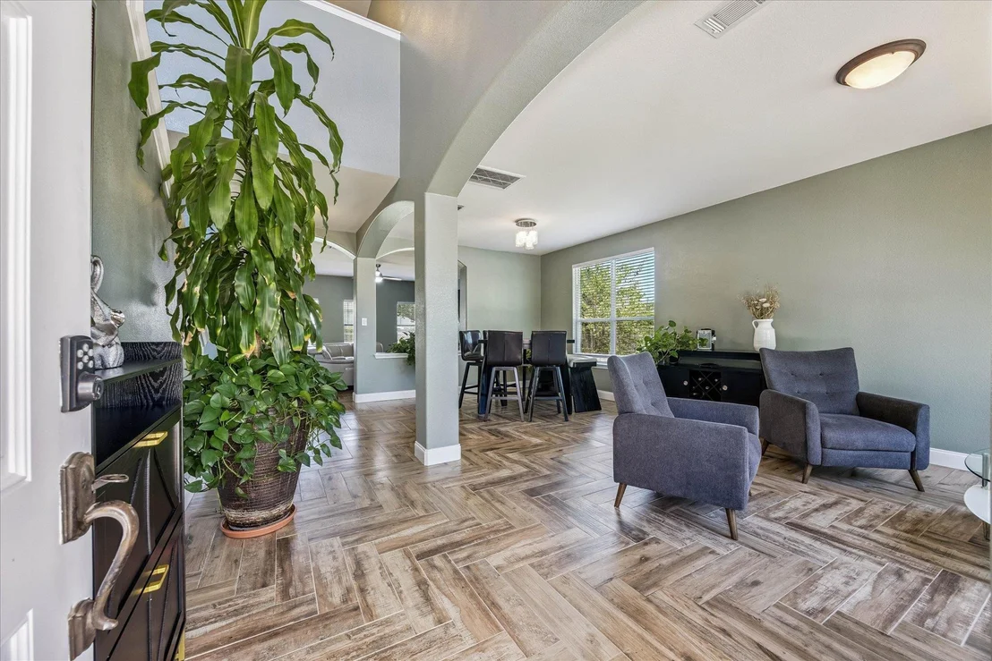 Photo of 643 Shadow Creek BLVD