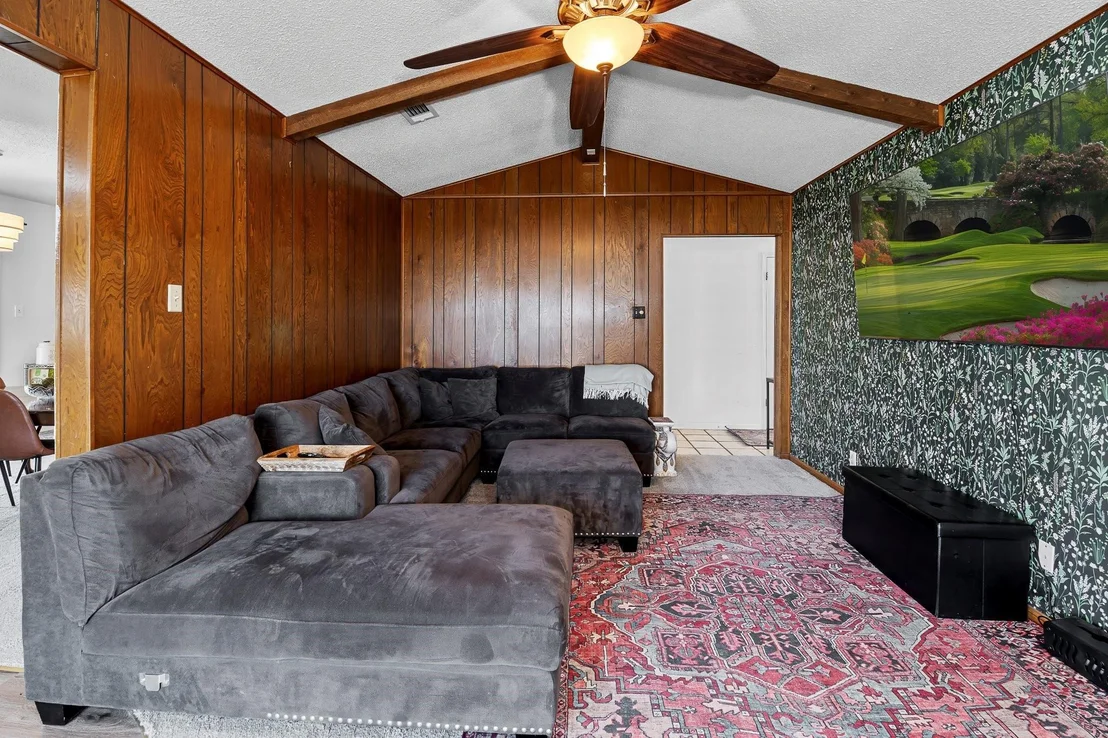 Photo of 905 Moss CIR