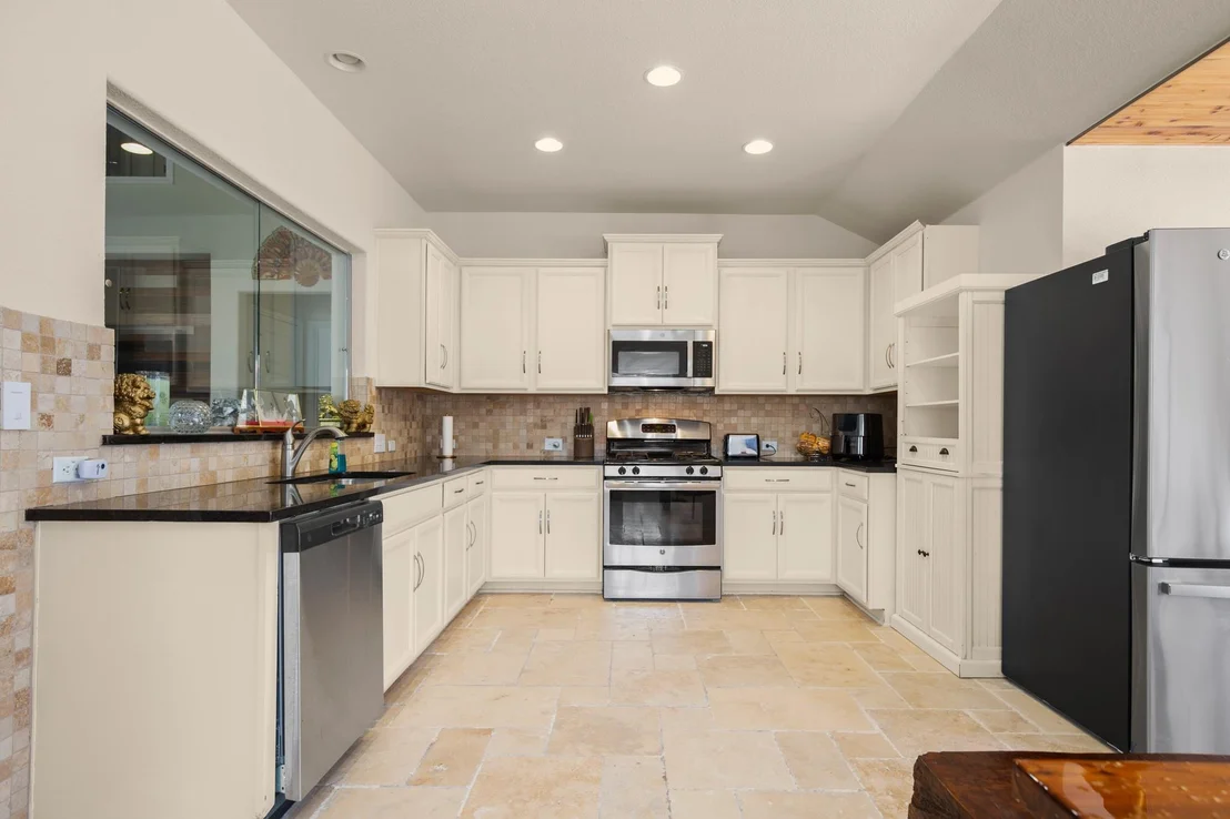 Photo of 111 Bobolink CV