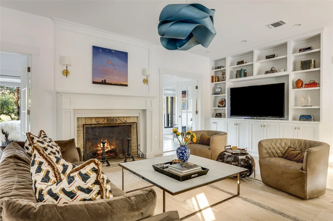Photo of 1004 Gaston Ave