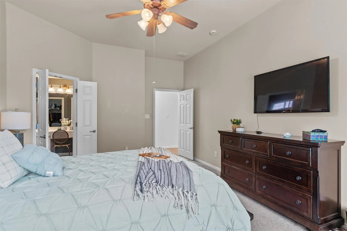 Photo of 9437 Caves Valley DR