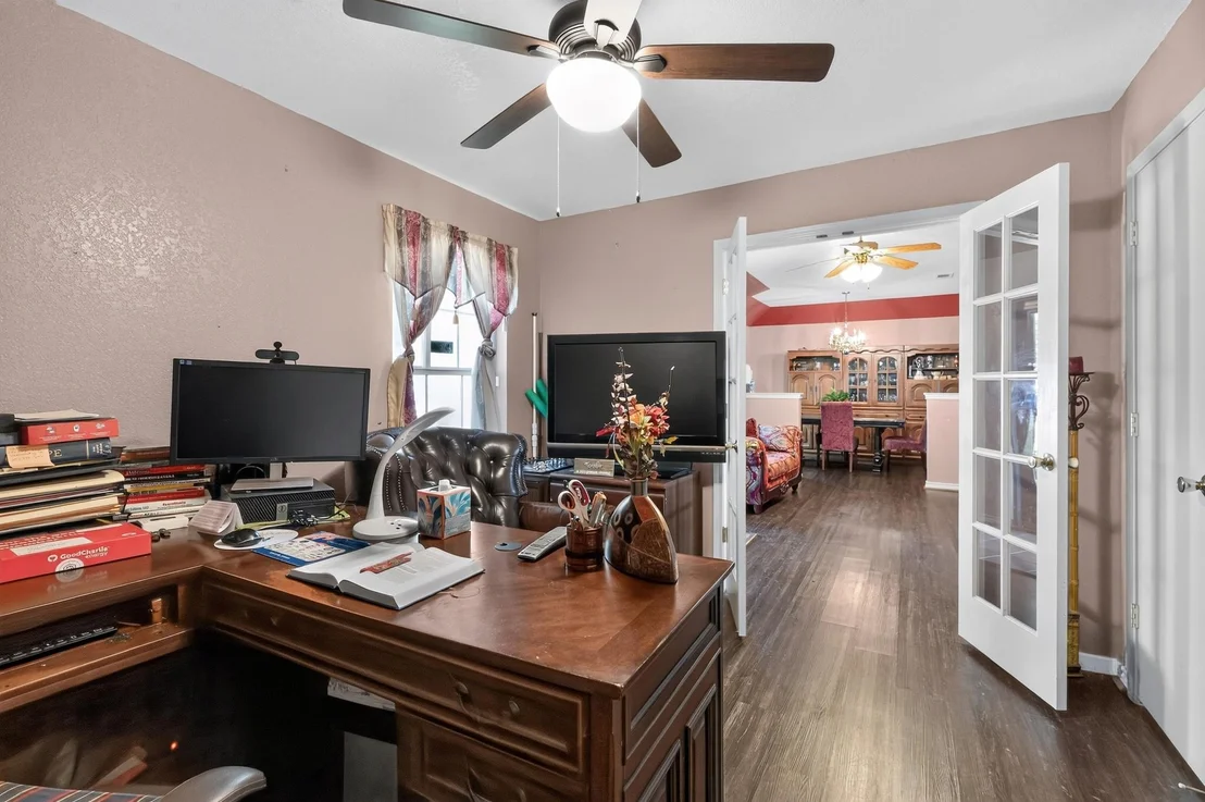 Photo of 1704 Prestige LOOP
