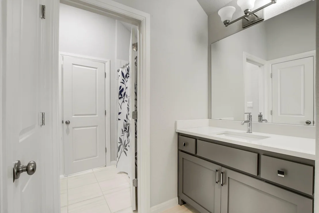Photo of 525 Houston LOOP