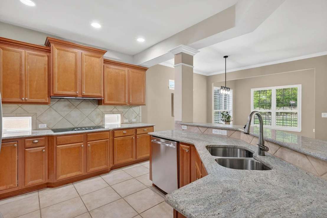 Photo of 327 Fieldstone DR
