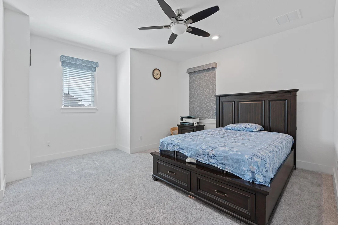 Photo of 1616 Illawarra WAY