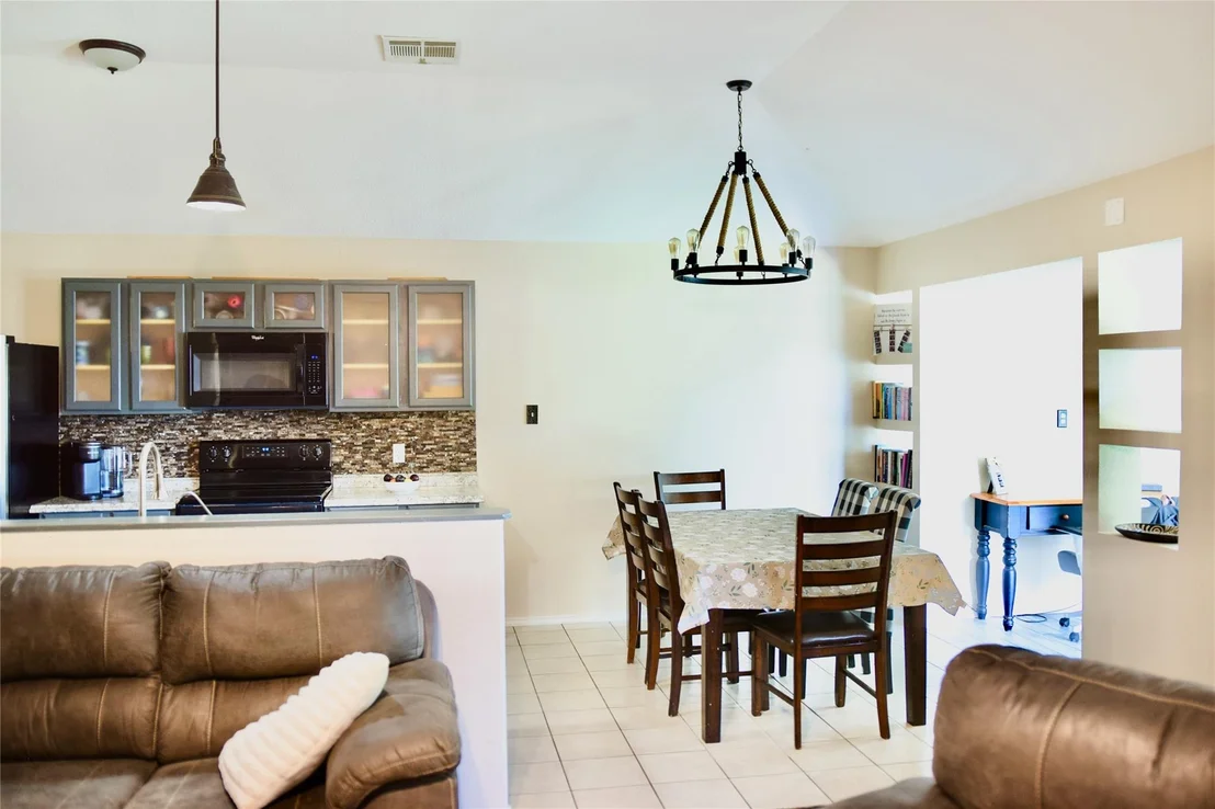 Photo of 145 Amber LN