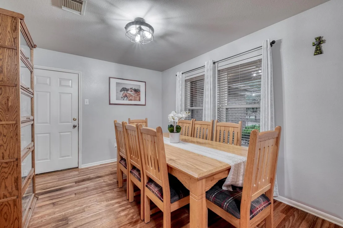 Photo of 4500 County Road 207
