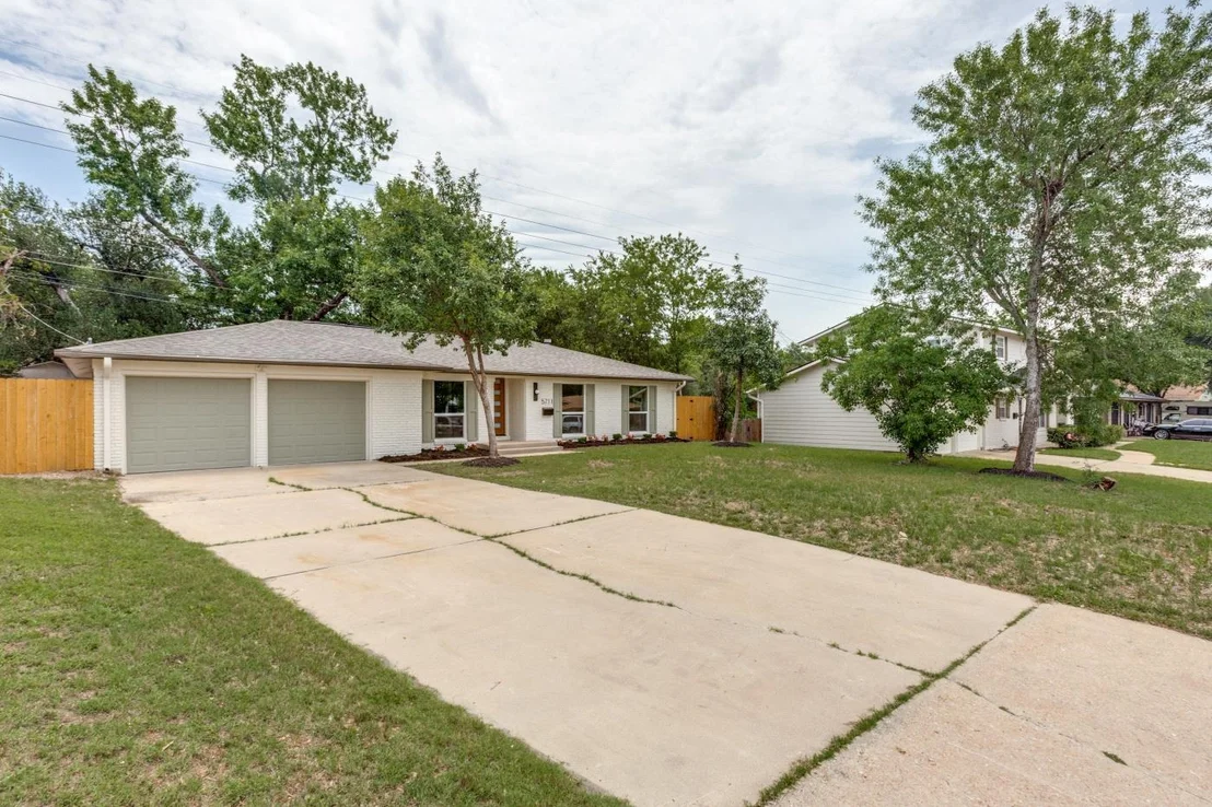 Photo of 5711 Wellington DR