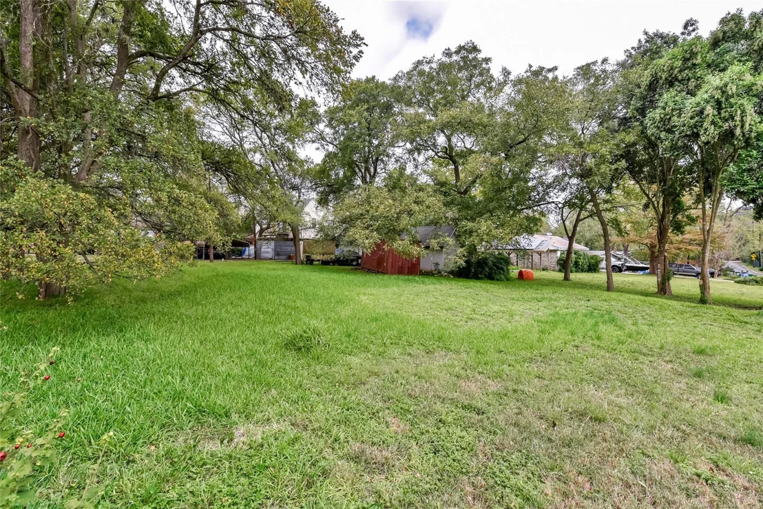 Photo of 1800 Rockcliff RD