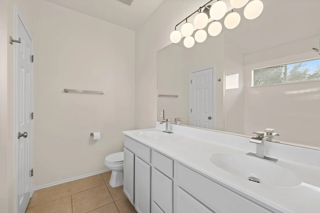 Photo of 725 Leann LN