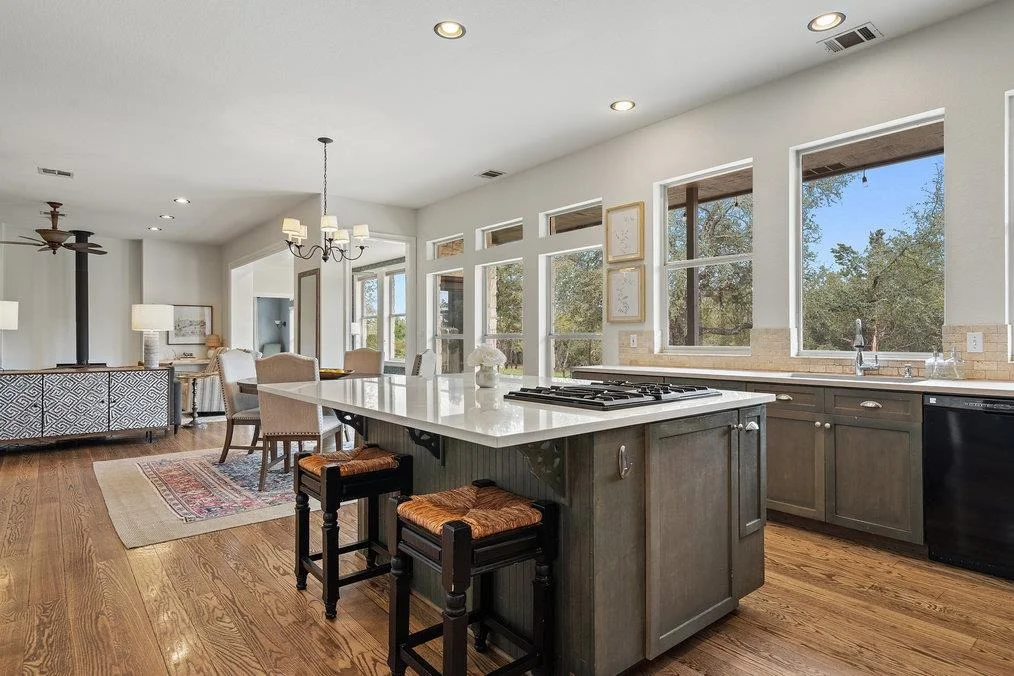 Photo of 9750-9800 Ledgestone TER
