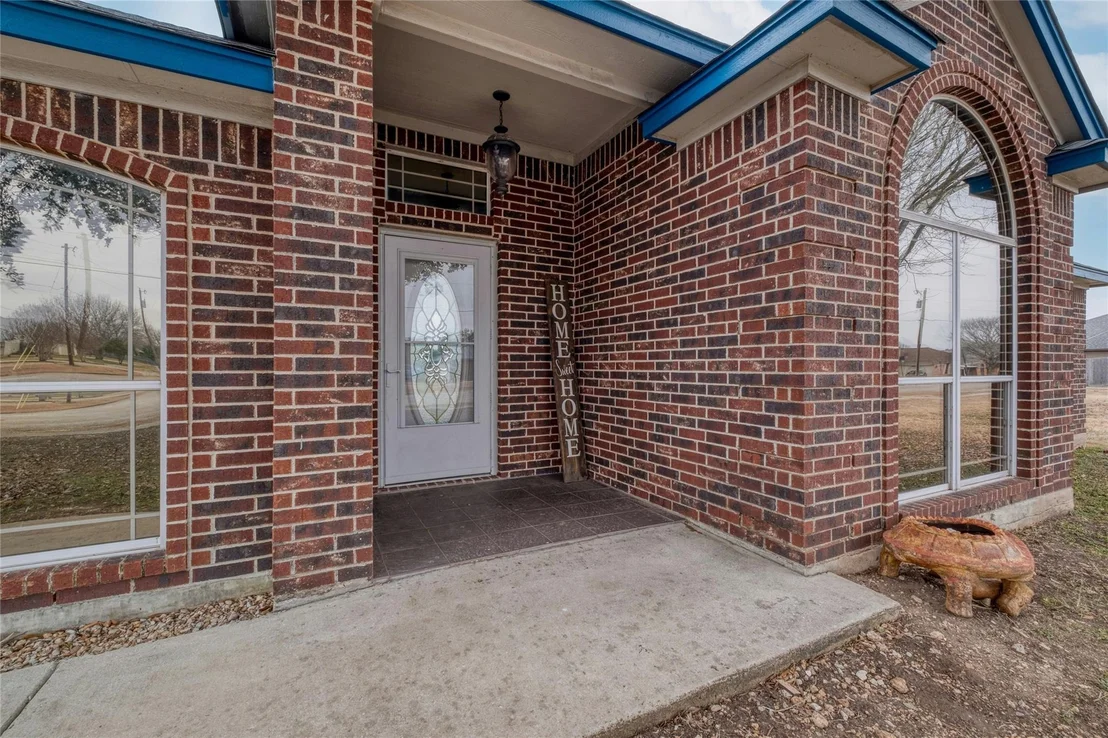 Photo of 233 Thomas DR