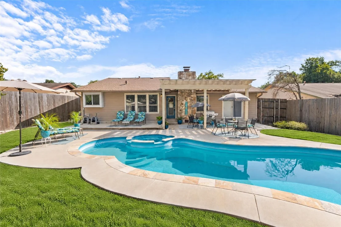 Photo of 11210 Henge DR