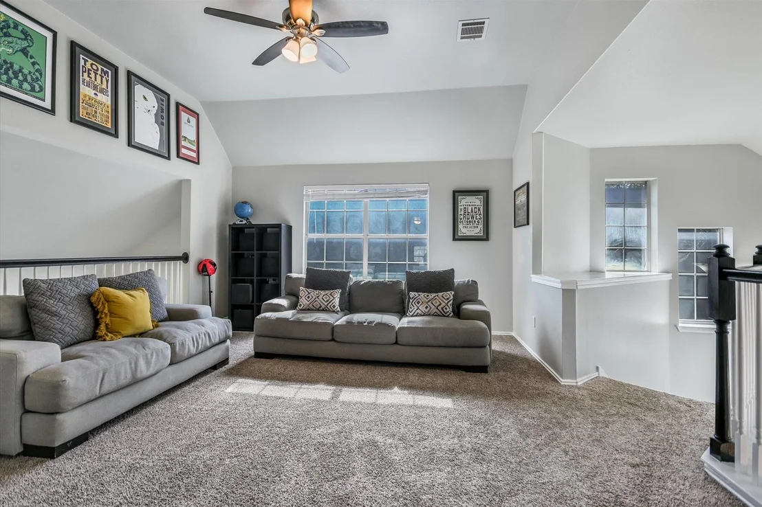 Photo of 8529 Axis DR