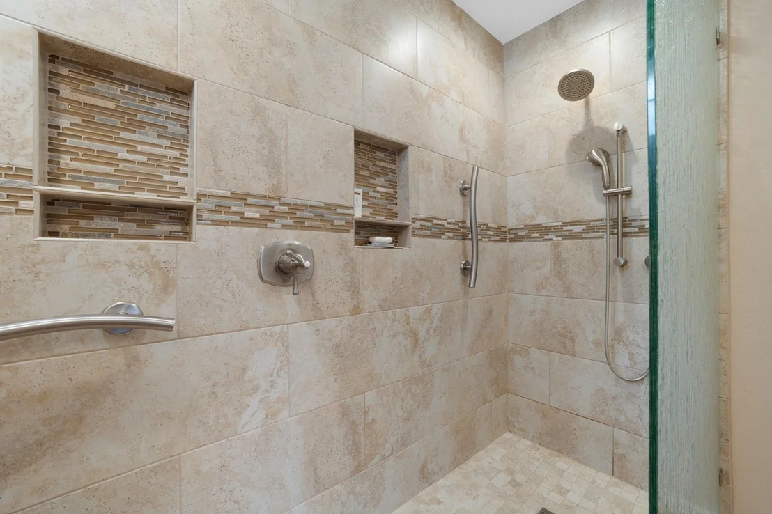 Photo of 124 Village DR