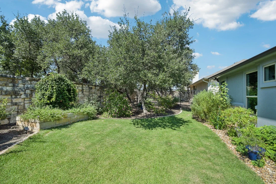 Photo of 804 Indian Hawthorne DR
