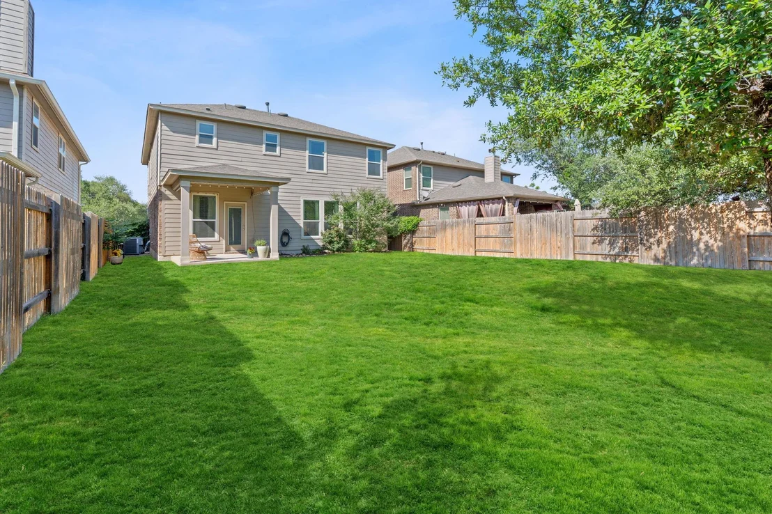 Photo of 476 Sheepshank DR