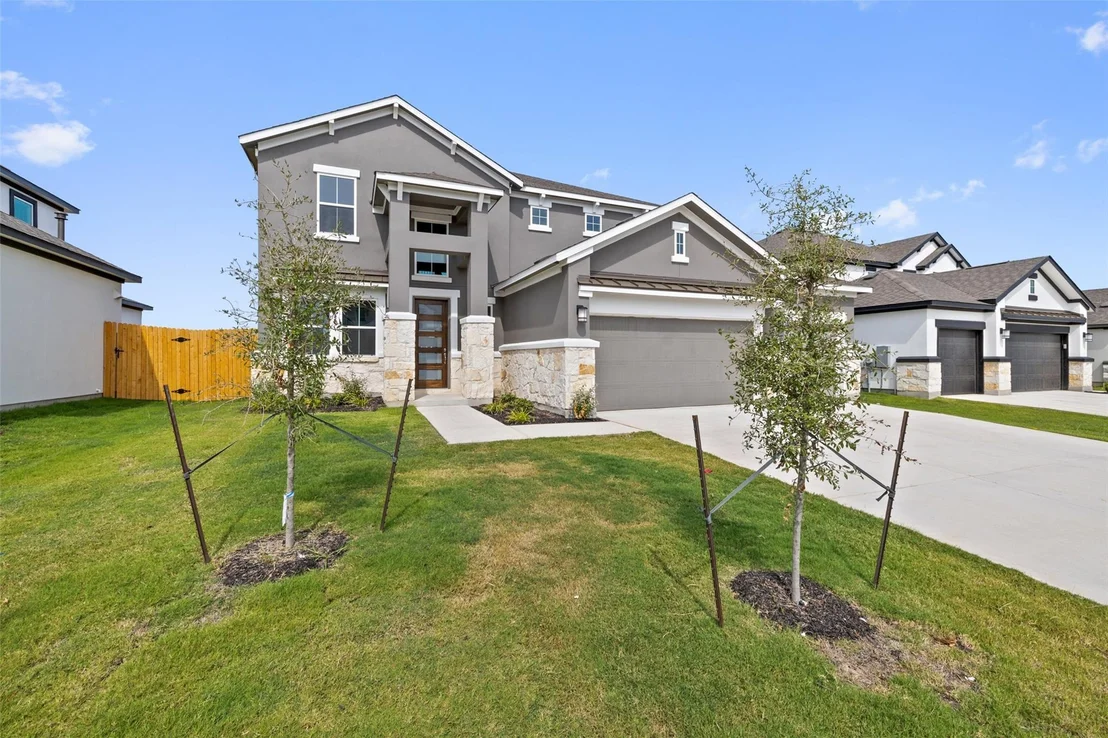 Photo of 19104 Moreland LN