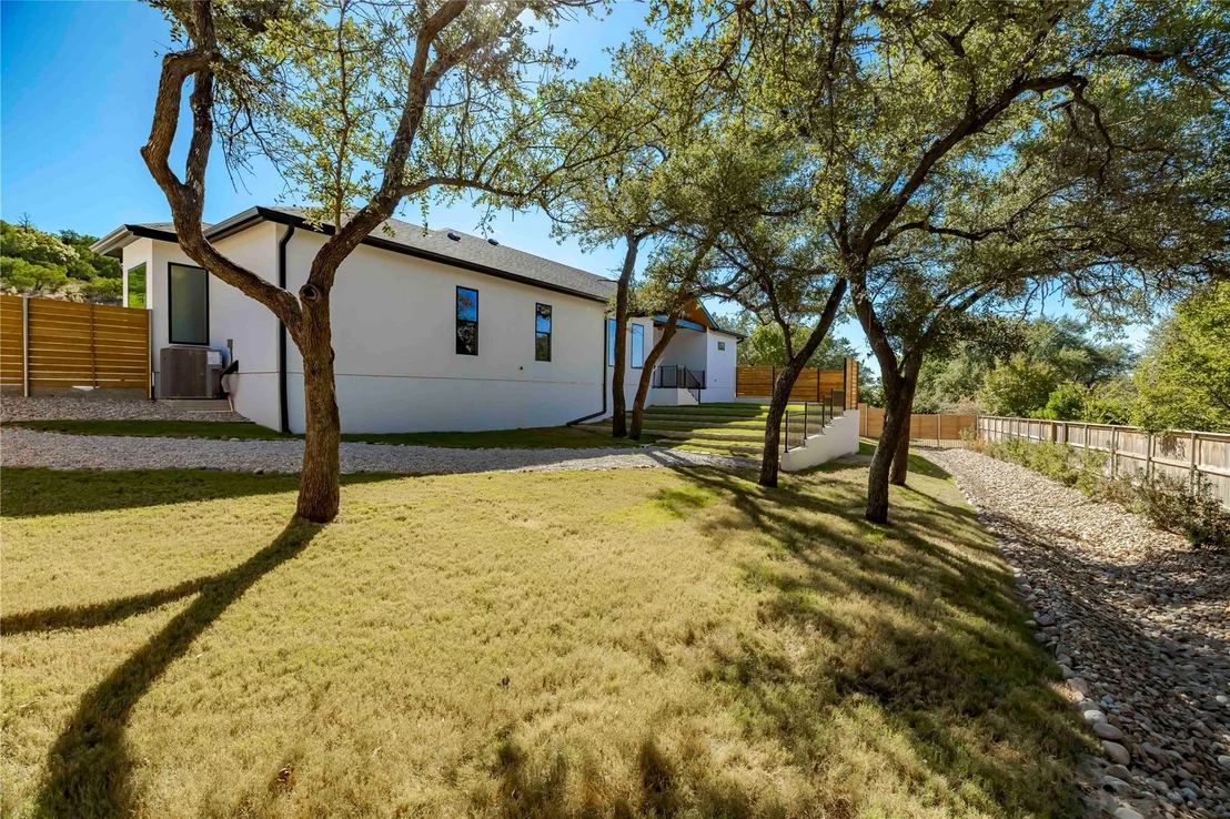 Photo of 113 Stoneledge DR