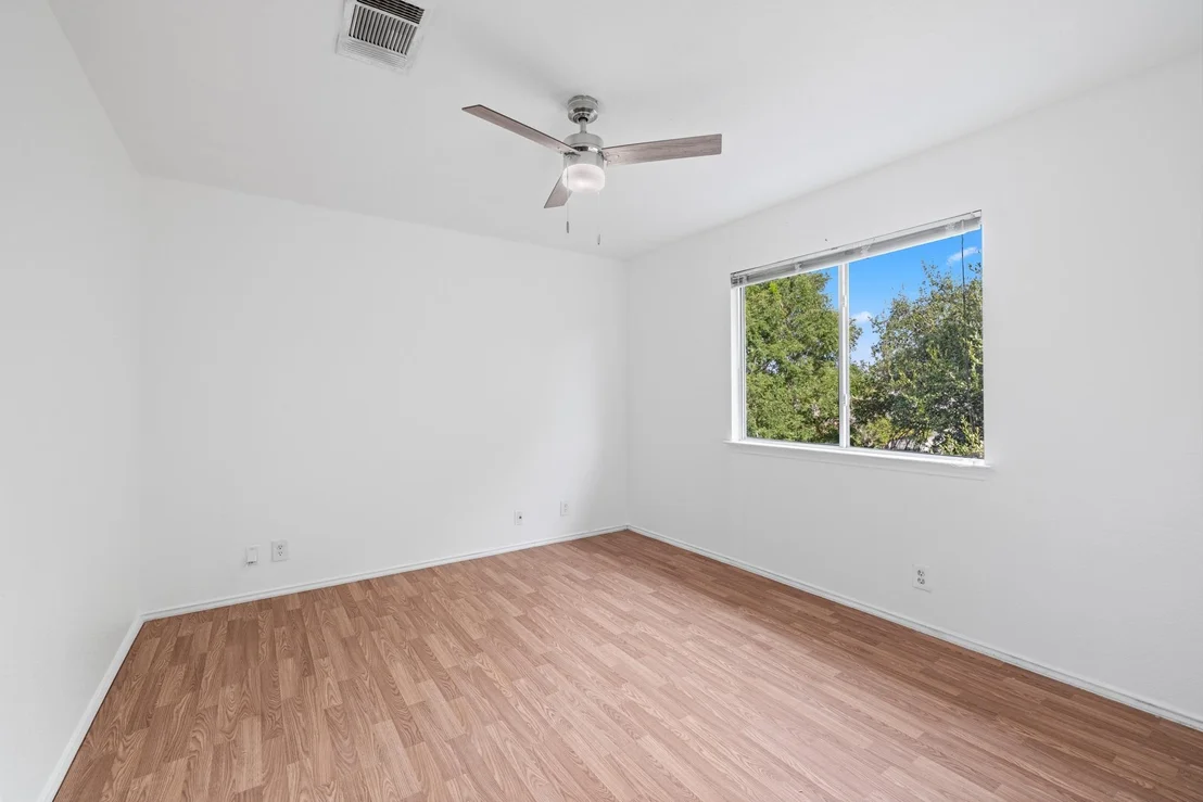 Photo of 104 Grant CT
