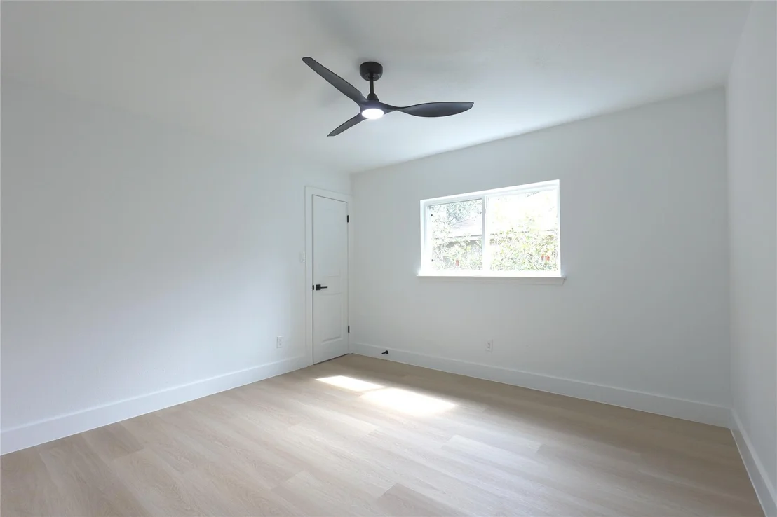 Photo of 1302 Devil RDG