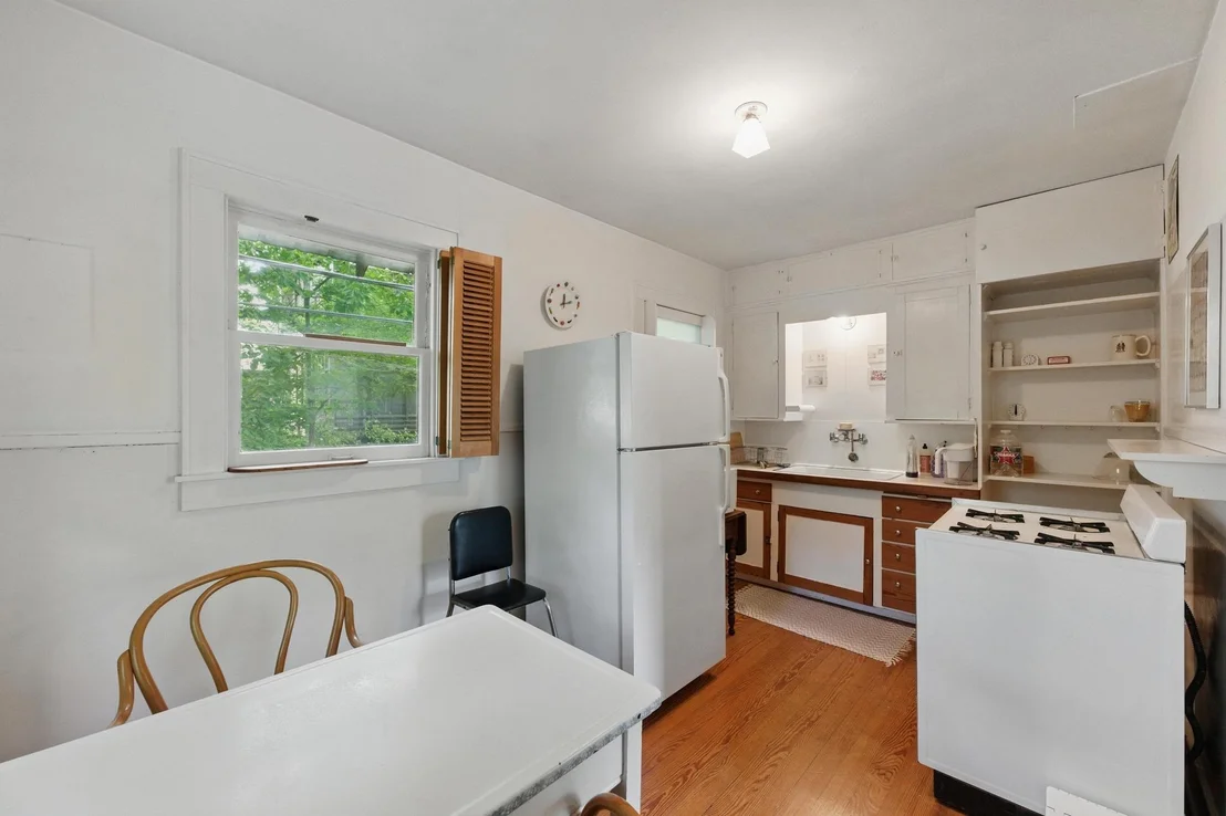 Photo of 1611 Alameda DR