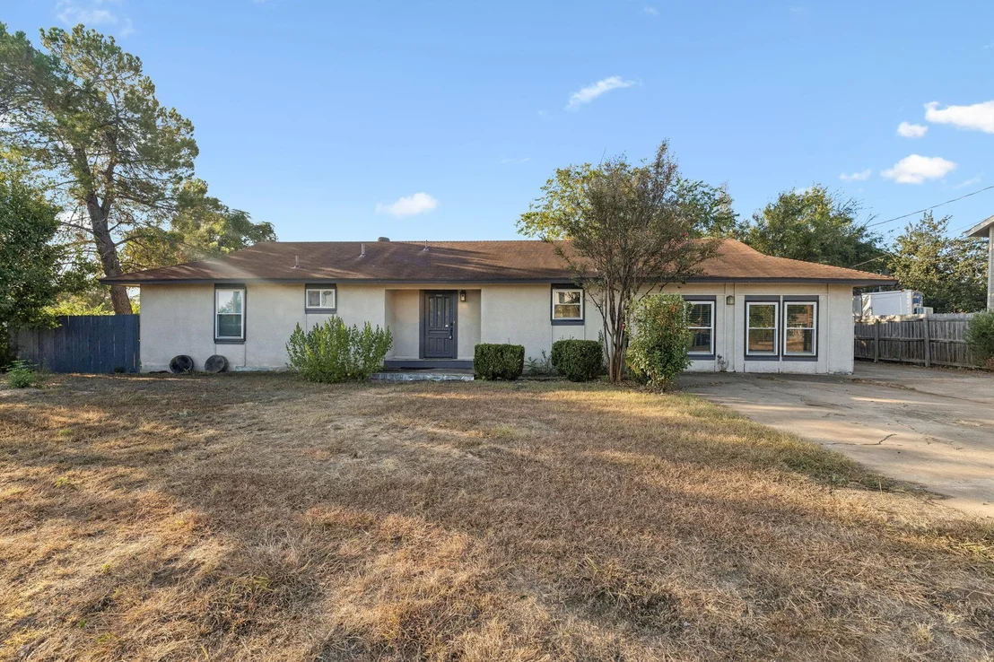 Photo of 200 Seminole RD
