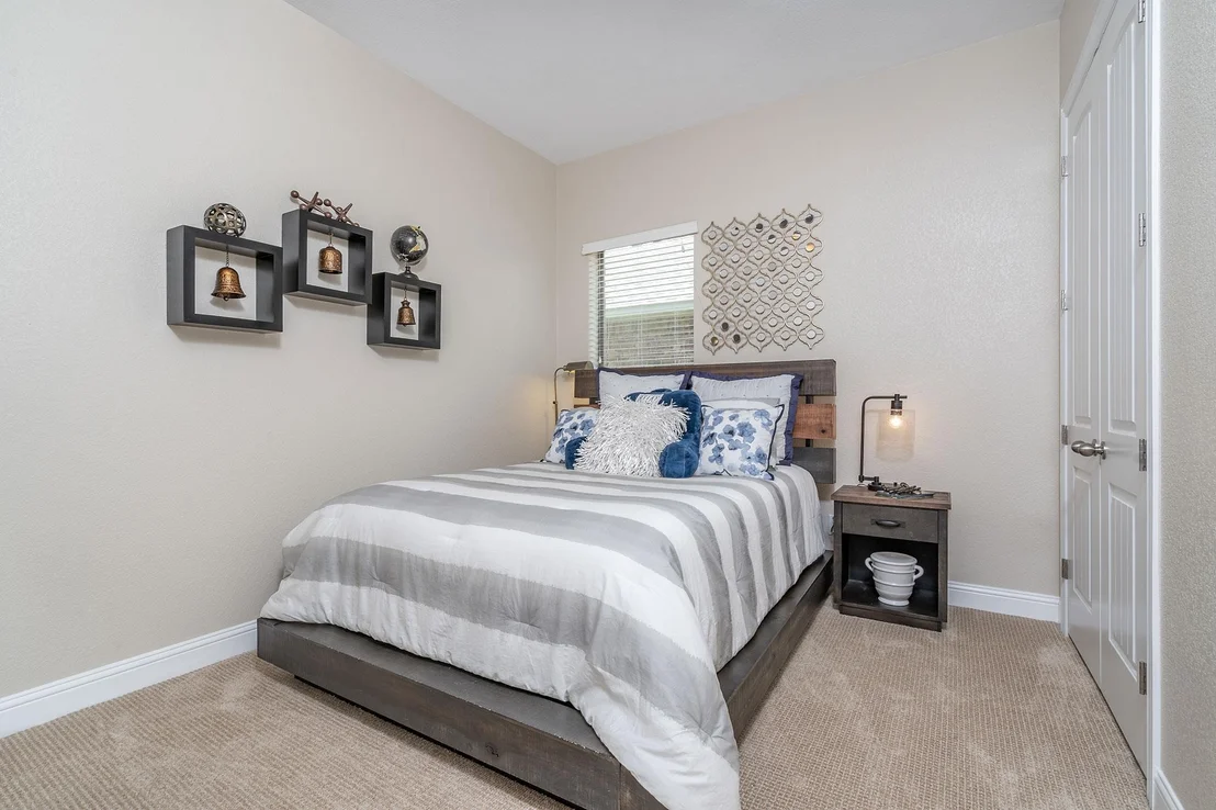 Photo of 1419 Rowan DR