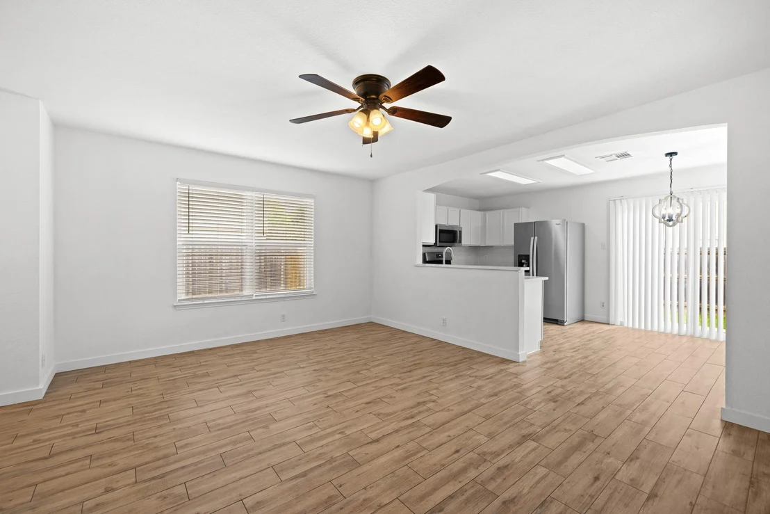 Photo of 105 Stanford DR