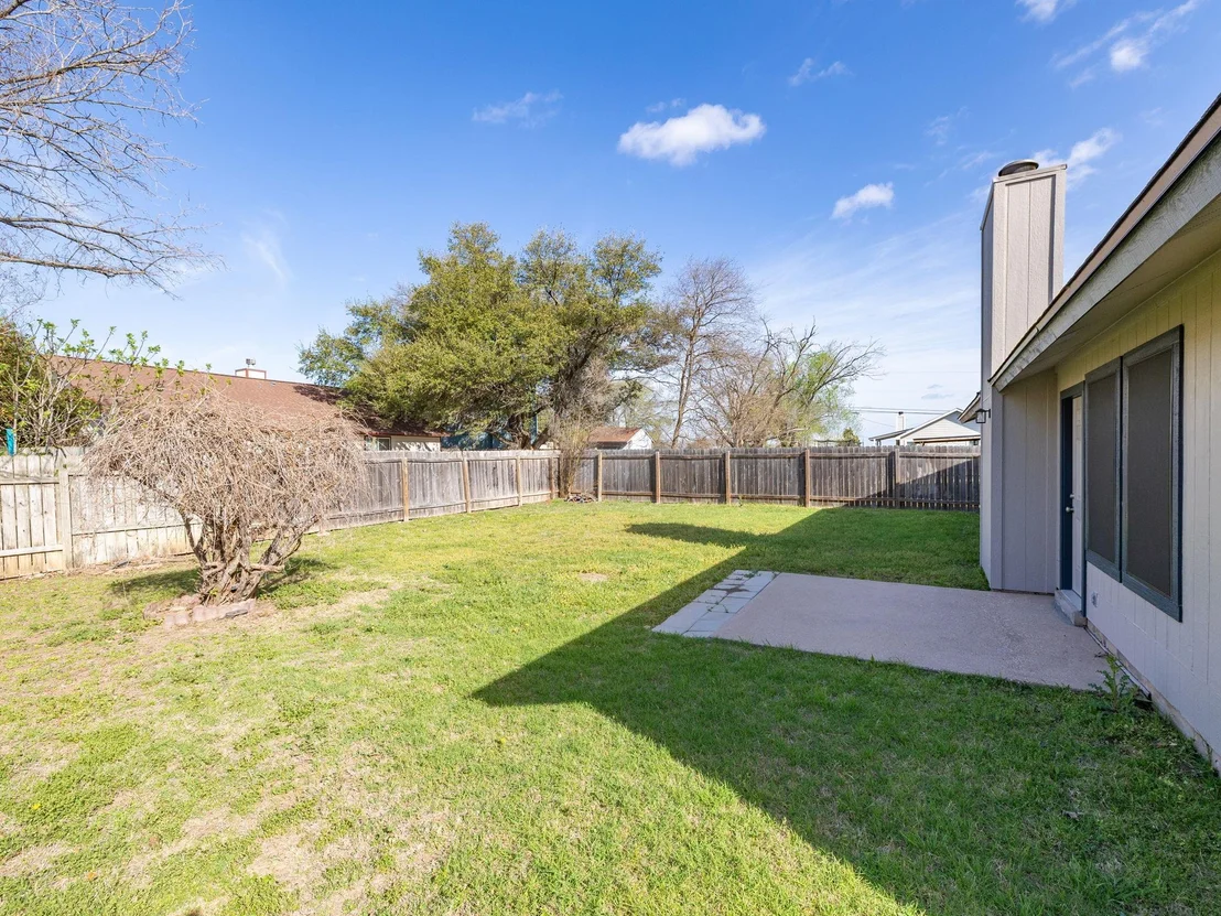 Photo of 1816 Provident LN