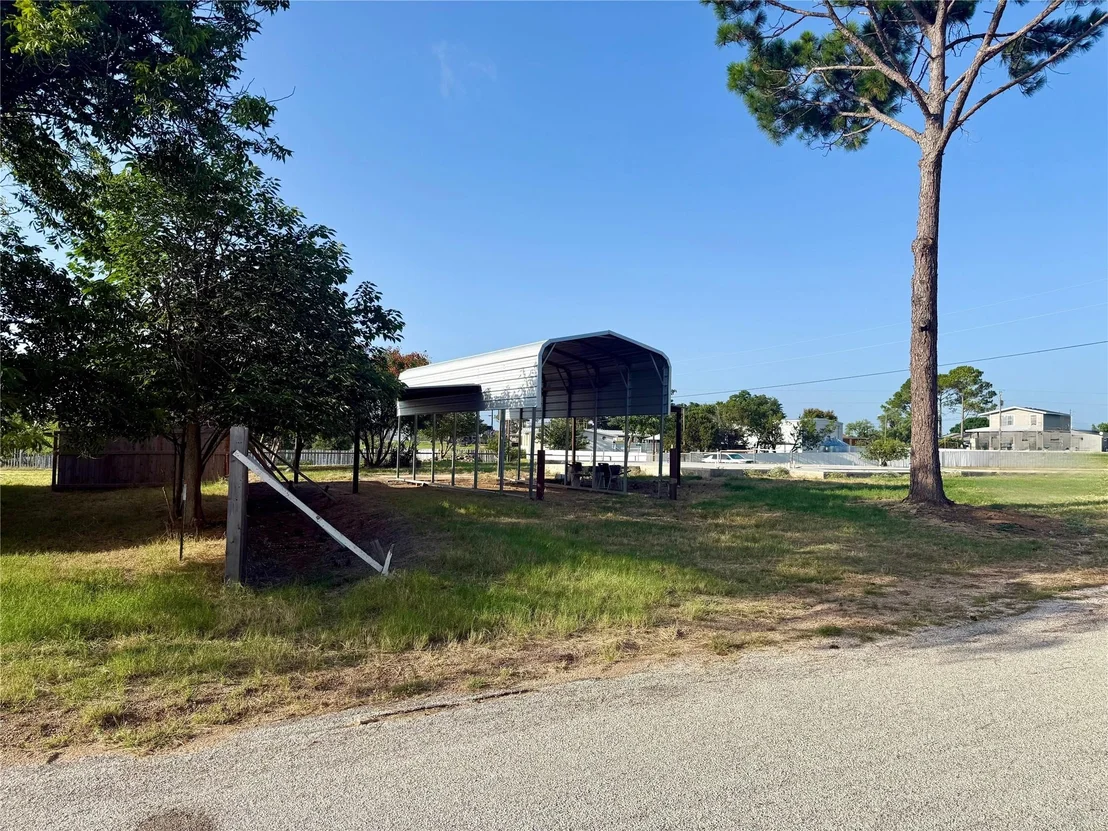 Photo of 1519 Lakeview DR