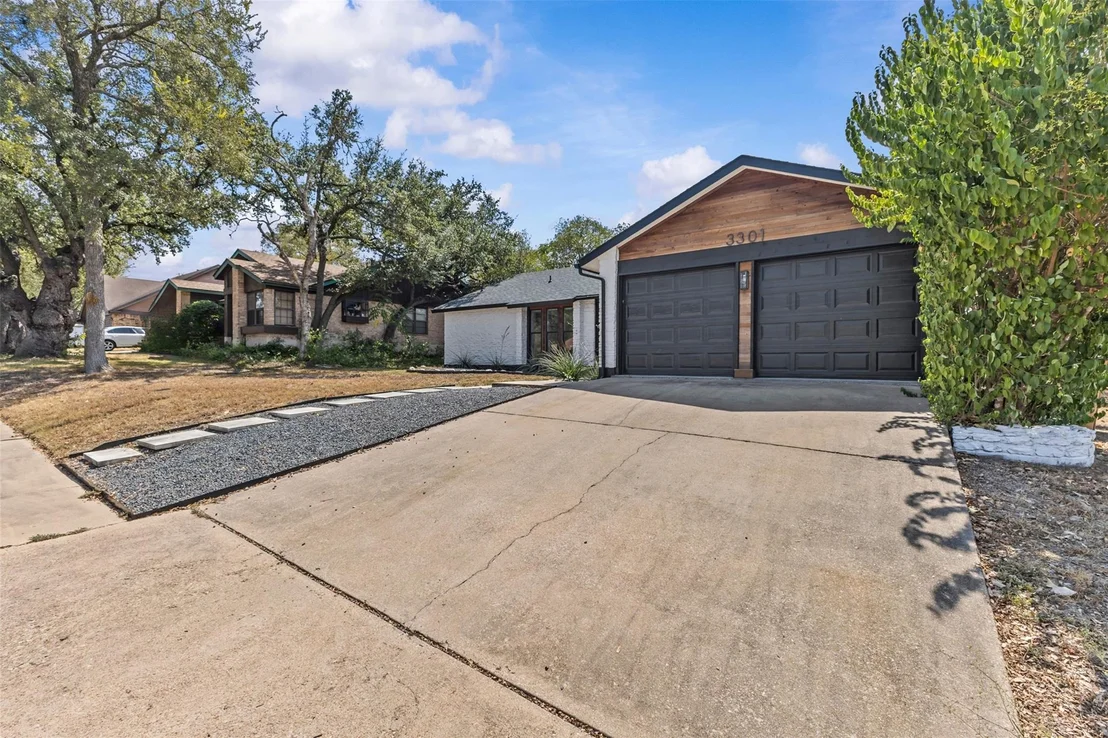 Photo of 3301 Western DR
