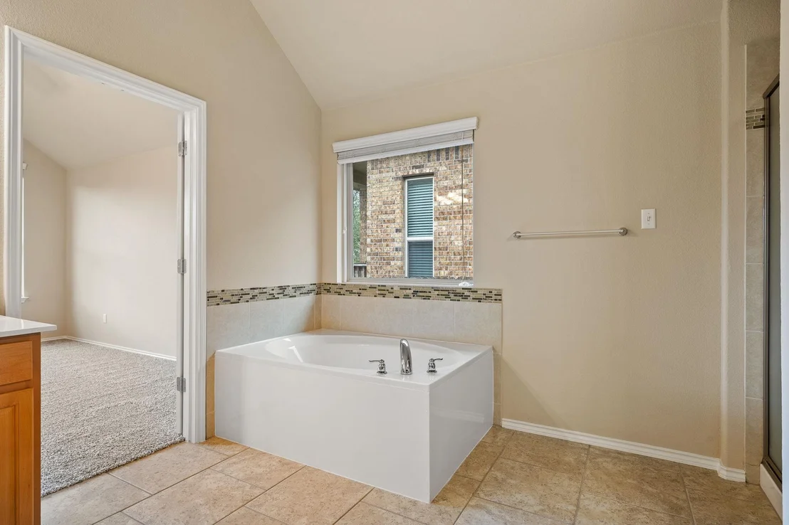 Photo of 536 Peregrine WAY